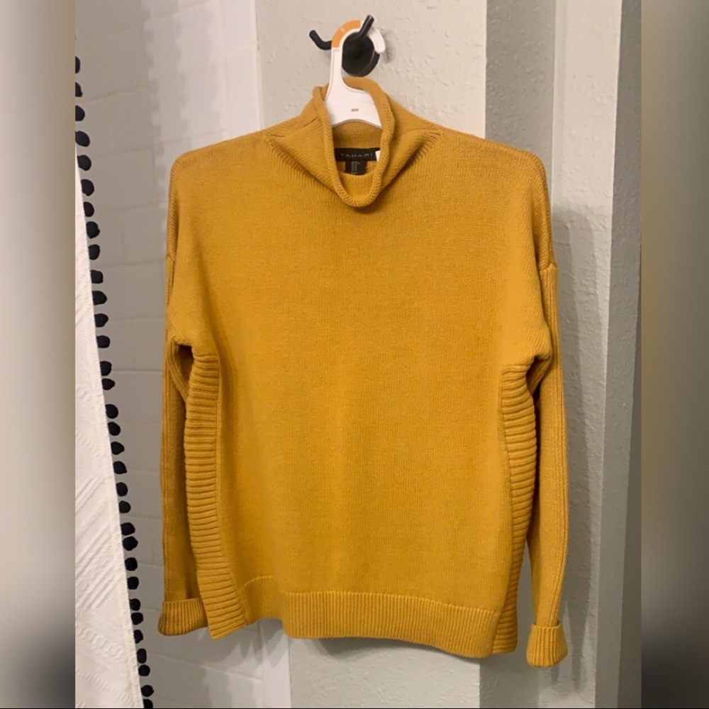 NWT Tahari Mustard Turtleneck Sweater